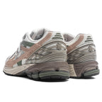 1906 Utility - Linen/Dark Olivine/Flat Taupe