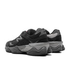 9060 (GS) - Black/Castlerock