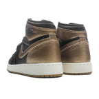 Air Jordan 1 Retro High OG (GS) 'Black and Gold' - Black/Metallic Gold/Sail
