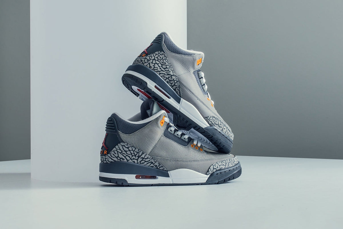 Air Jordan 3 Retro "Cool Grey" - Silver/Sport Red