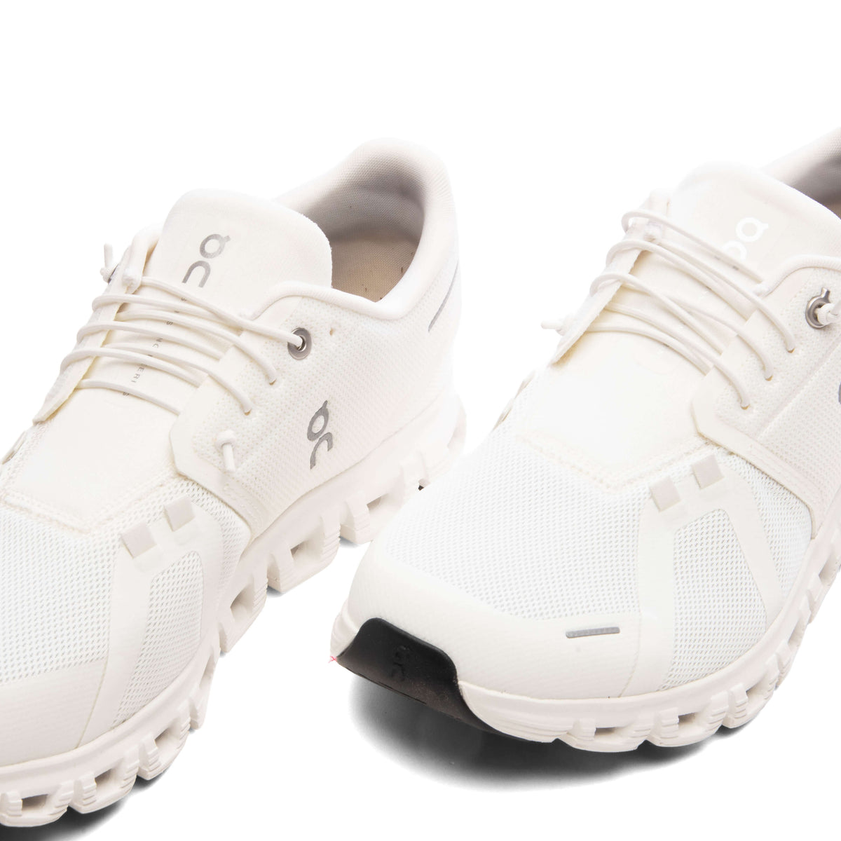 Cloud 6 Wide - White/White
