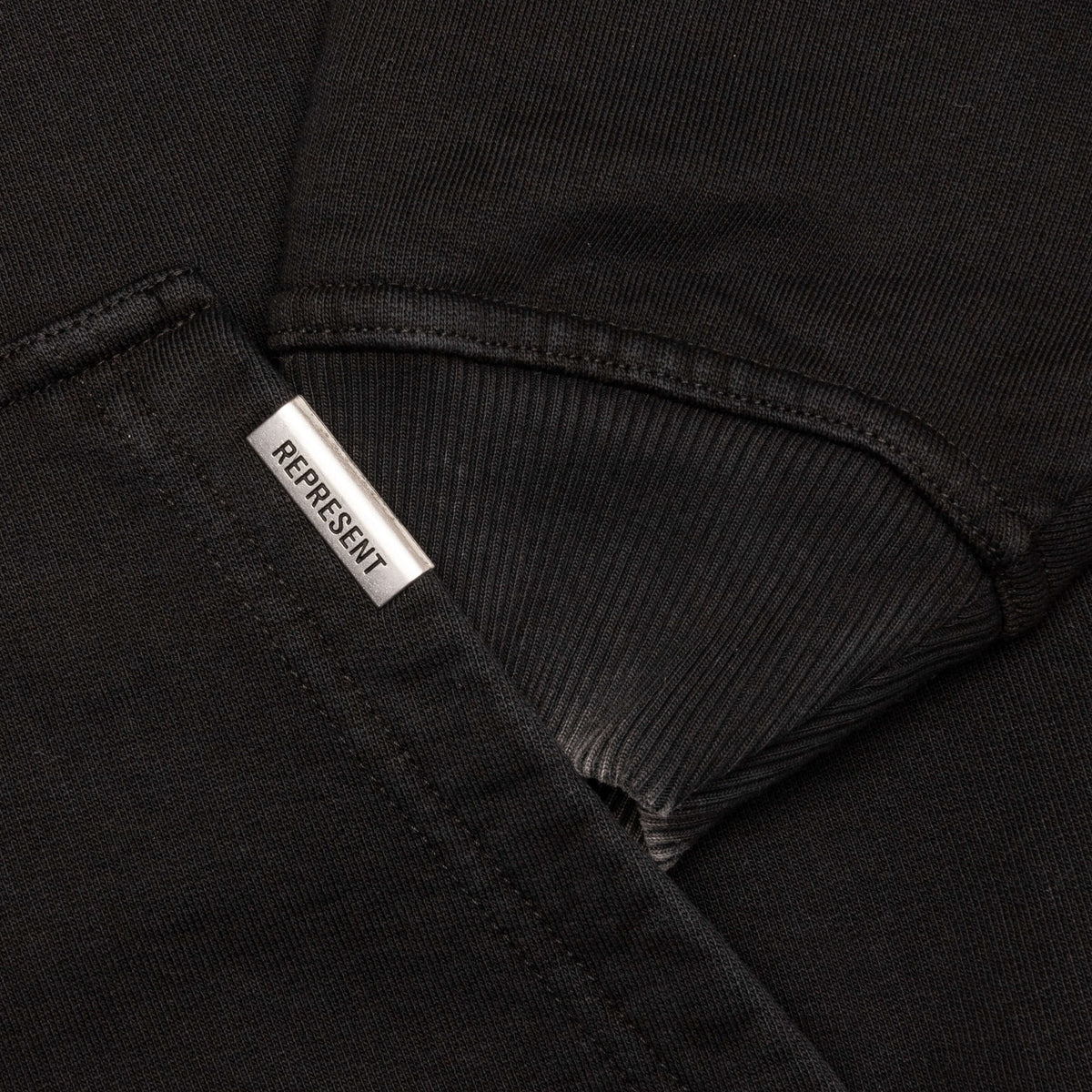 Crest Hoodie - Vintage Black