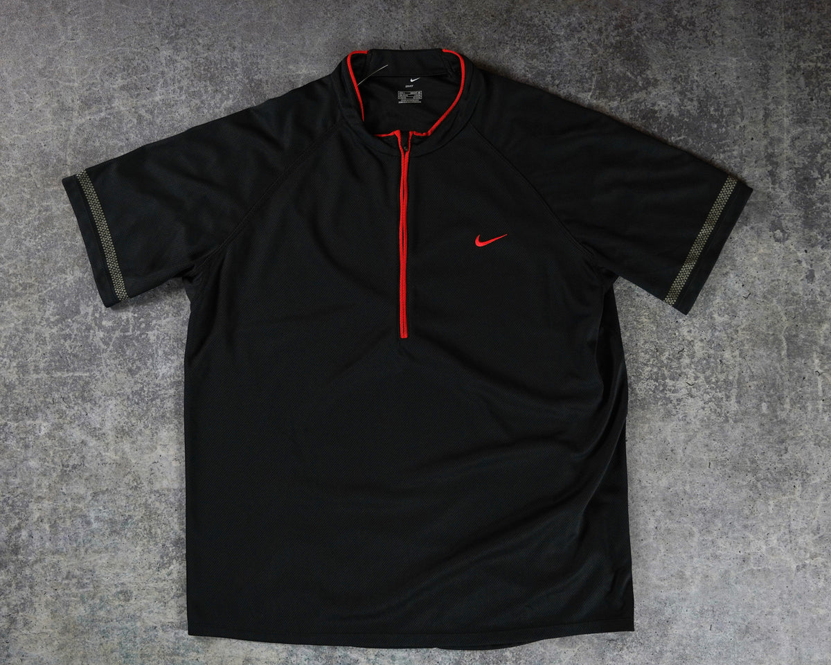 Nike Shirt (L)
