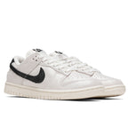 Women's Dunk Low SE - White/Black/Team Red