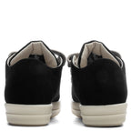 Jumbo Lace Puffer Low Sneaks - Black/Milk