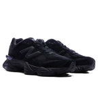 9060 - Black/Phantom/Magnet