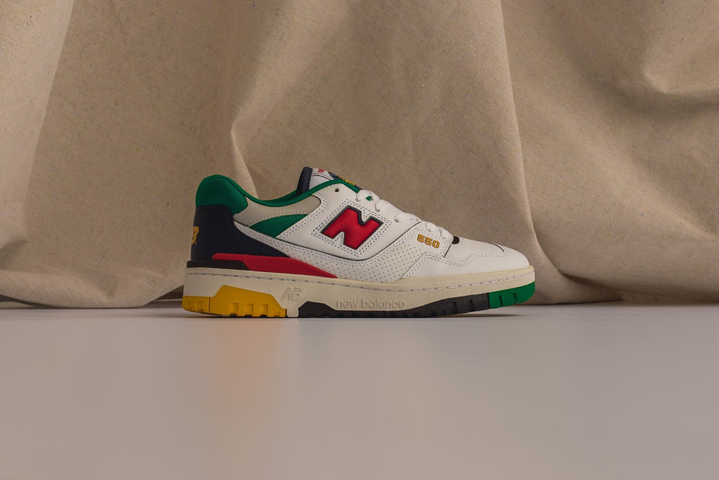 550 - White/Multicolor
