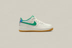 Air Force 1 (GS) 'Heel Stich' - Sail/Stadium Green/Med Soft Pink