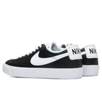 Blazer Low '77 (GS) - Black/White