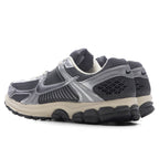 Zoom Vomero 5 - Iron Grey/Chrome/Metallic Silver