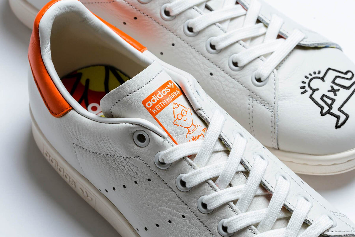 adidas Originals x Keith Haring Stan Smith - Crystal White/Blue/Core White