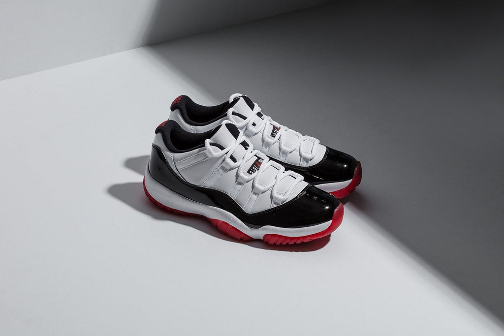 Air Jordan 11 Retro Low - White/University Red/Black/True Red