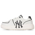 (WMNS) MLB Chunky Liner Yankees Monogram 'White Black' 3ASXCLR3N-50WHS